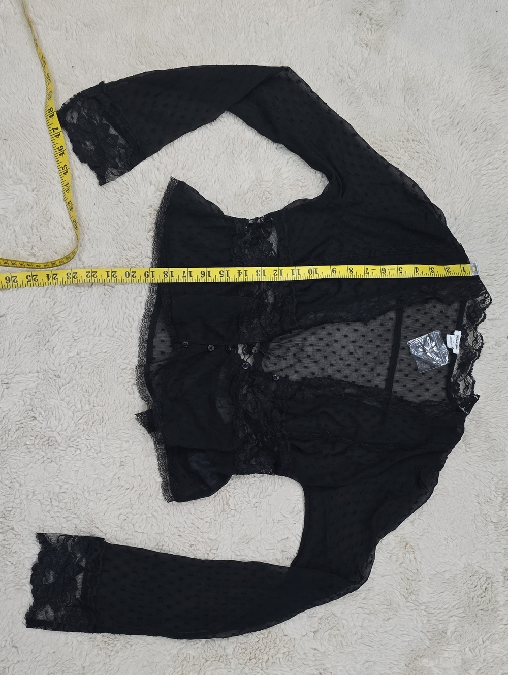 Kimchi Blue Black Sheer Lace Long-Sleeve Crop Top - Picture 4 of 7